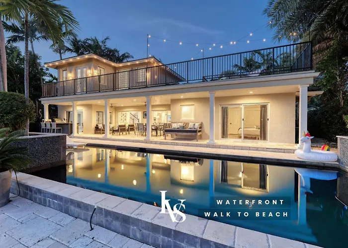 New Royal 80Ft Waterfront Wlk2Beach Hotpool Spa Kitchenbbq